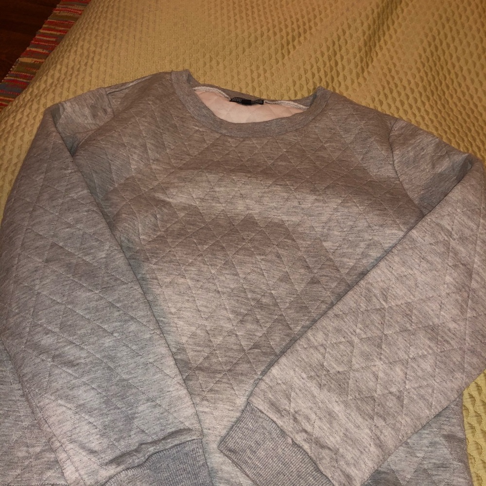 Grey sweater